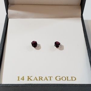 Womens 14k gold Amethyst earrings